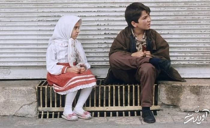 بازیگران بادکنک سفید